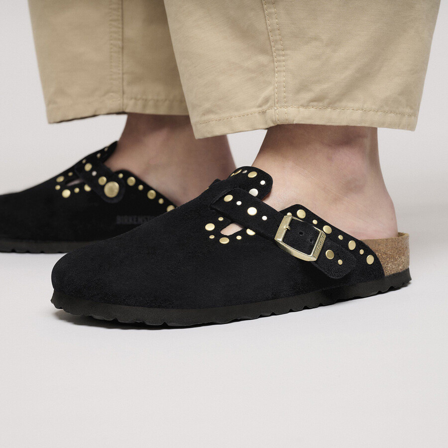 boston rivet suede leather