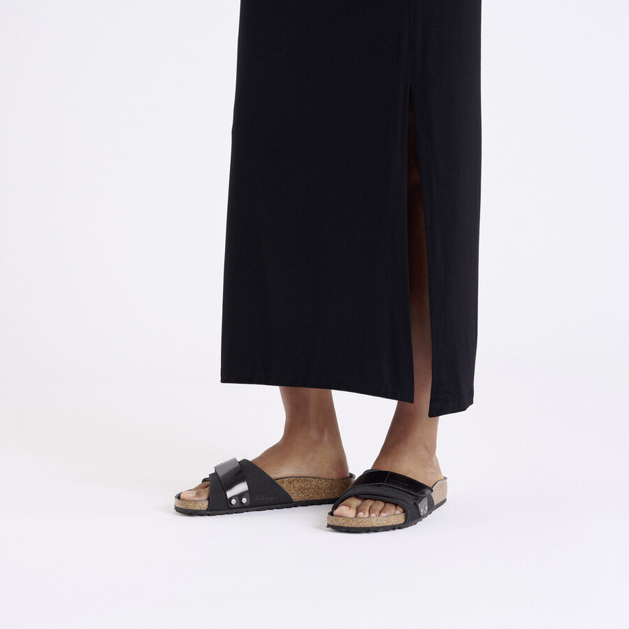 oita nubuk leather