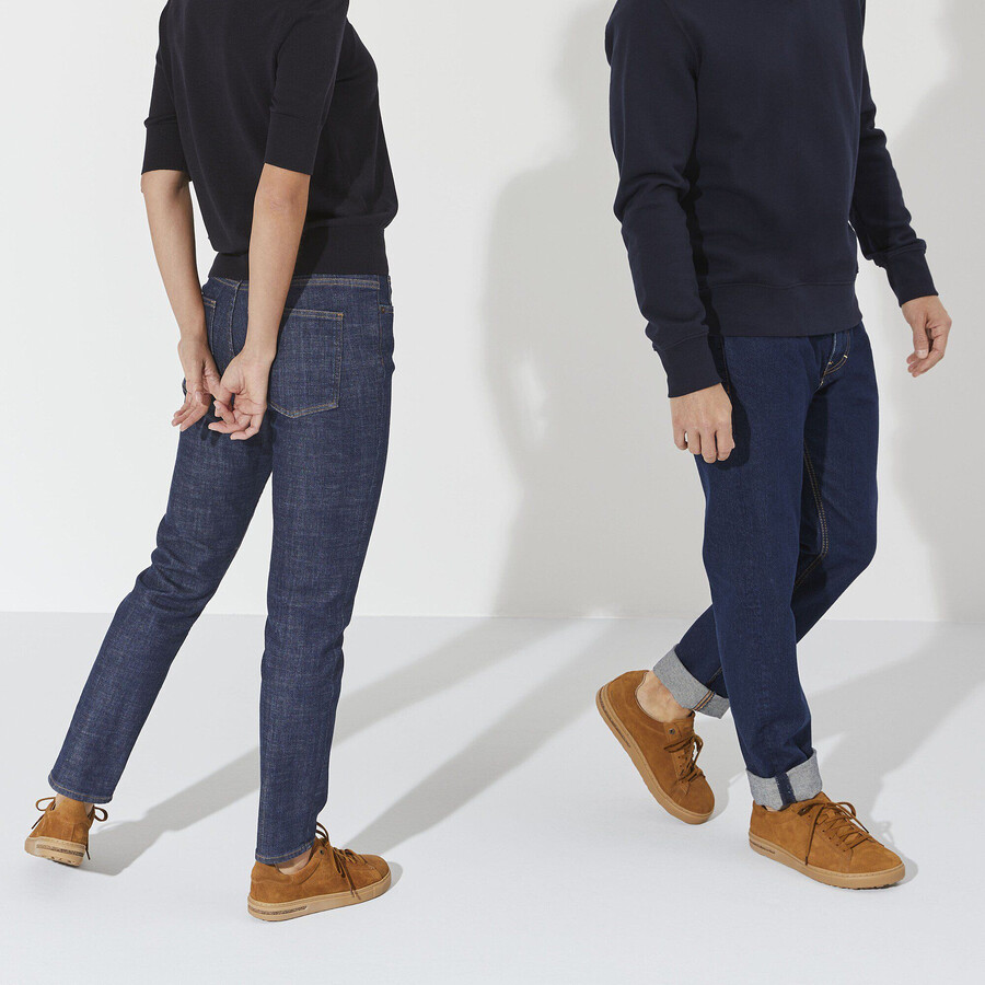 bend low suede leather